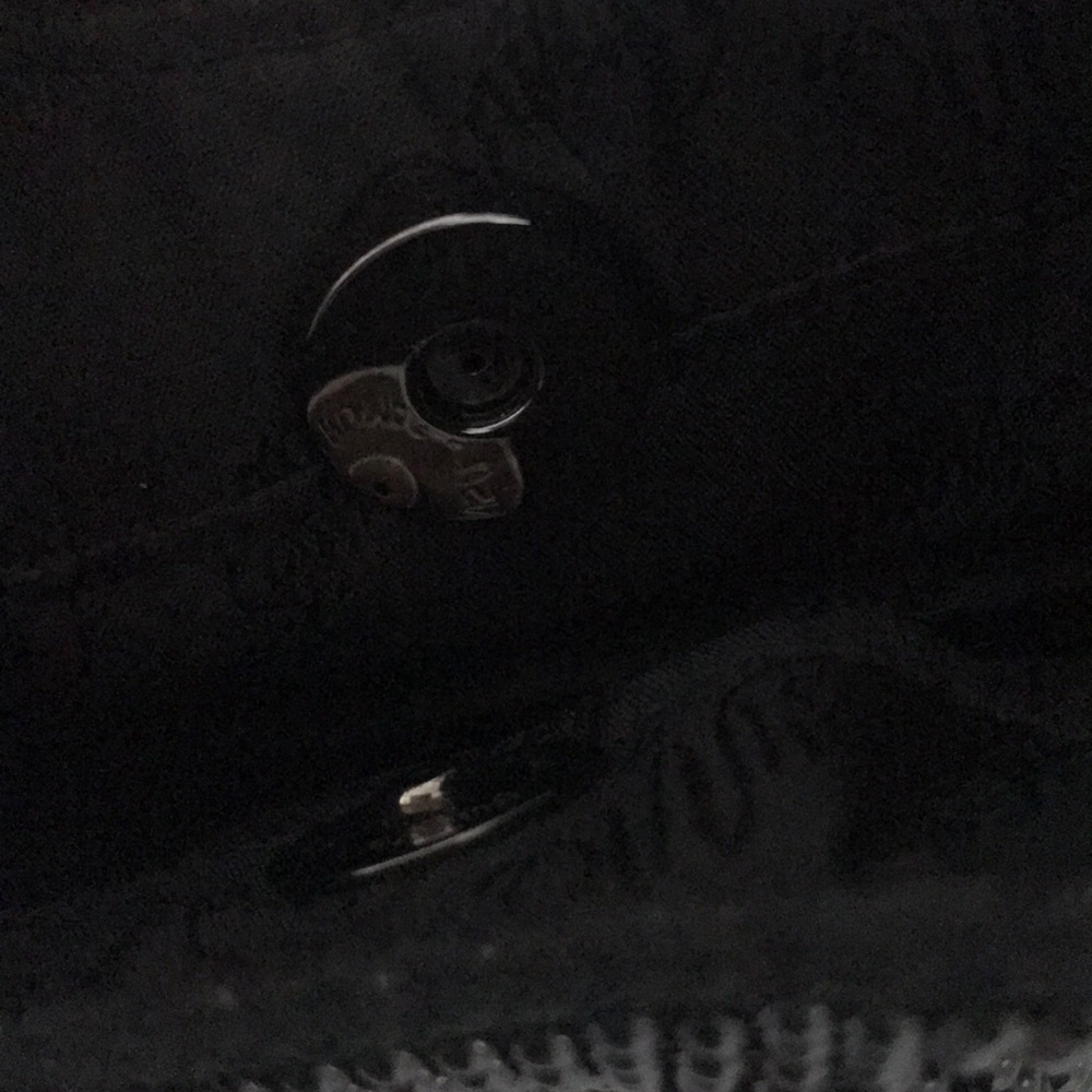 - WHITING & DAVIS BLACK METAL BEAD BAG - Picture 8 of 12